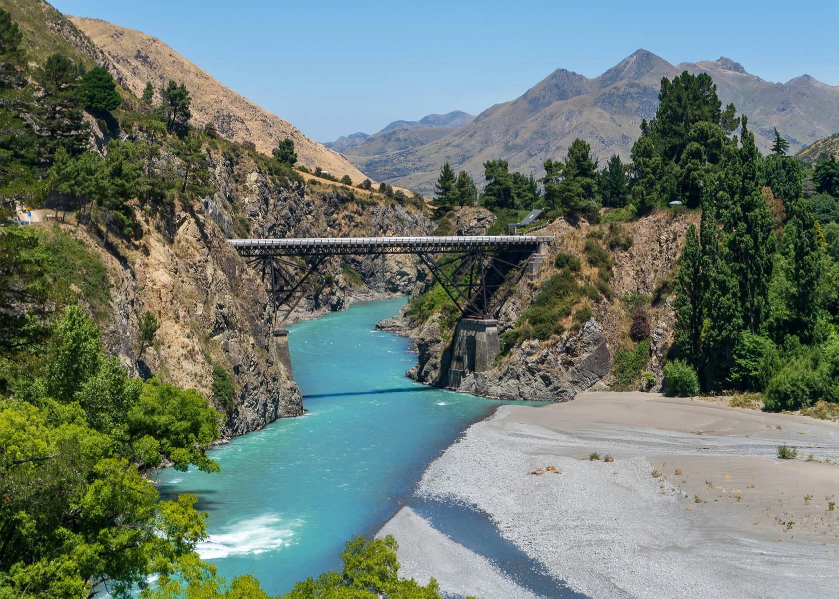 Accommodation 03 motel interior