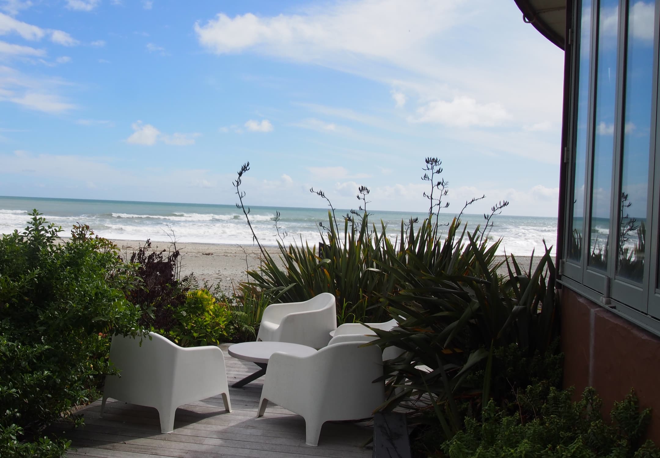 Accommodation 06 beach bar